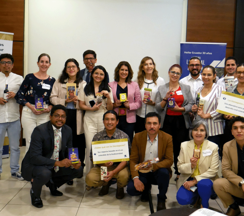 Personal de entidades financieras se capacitan para facilitar financiamiento a bionegocios